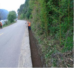 嵩明县交运局提升县级公路“颜值”2