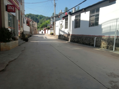 东村道路