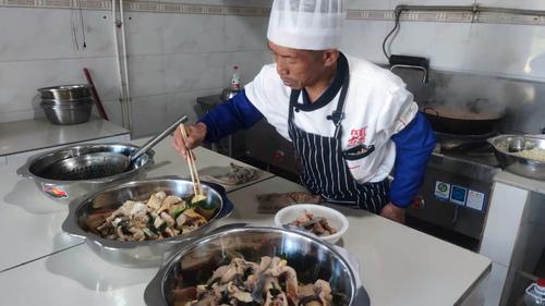 酸菜鱼制作技艺3