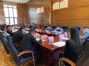 昆明市人大代表对嵩明县道路交通基础设施建设情况开展视察4