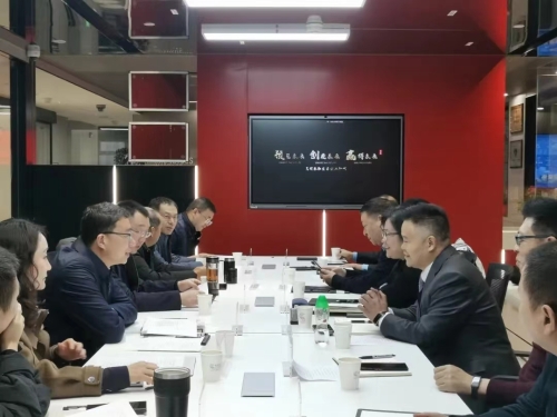 一把手外出座谈