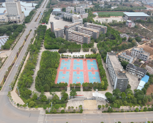嵩阳一中地震应急避难场所俯拍图