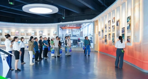 买机床到昆明丨昆明·嵩明2025年“春城品质·杨林制造”工业母机产业对接活动举行(图5)