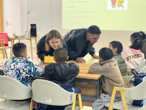 2024年11月嵩明县志愿服务总队 杨林镇助学支教志愿服务分队开展英语助学活动 (15)